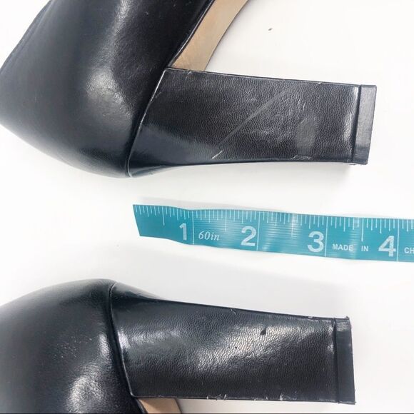 TAHARI | Black Open Toe Heels w/ Chain Accent 6.5 - Picture 8 of 8